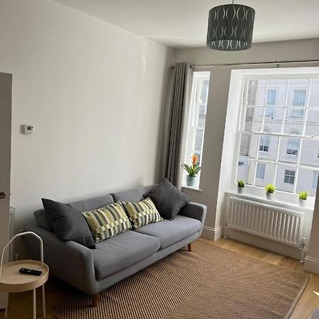 Lovely 1 Bed Flat *Free Parking* Hoe/Barbican พลีมัธ ภายนอก รูปภาพ